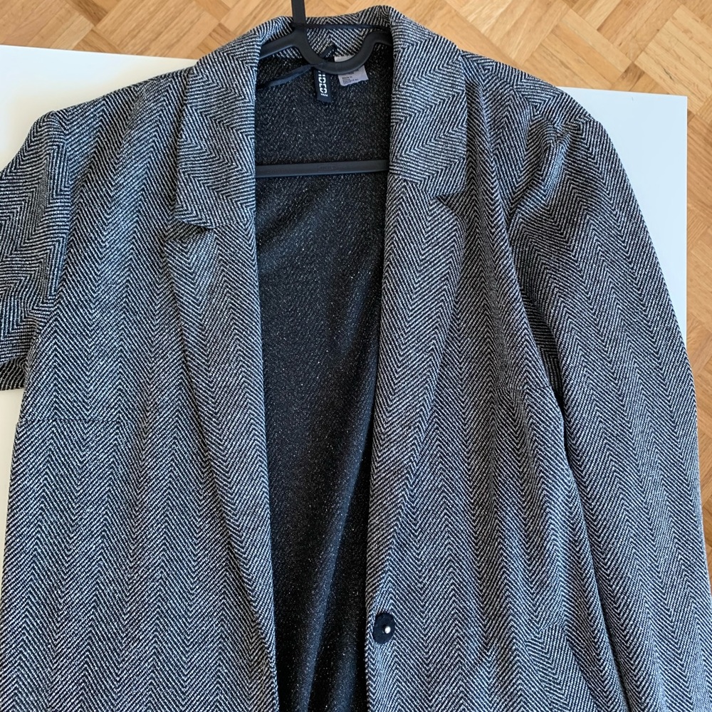 Grey H&M patterned coat